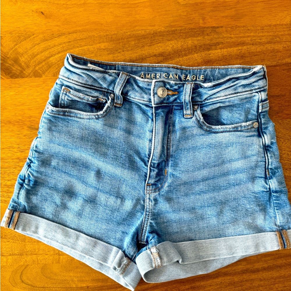 American Eagle stretch denim mom short
